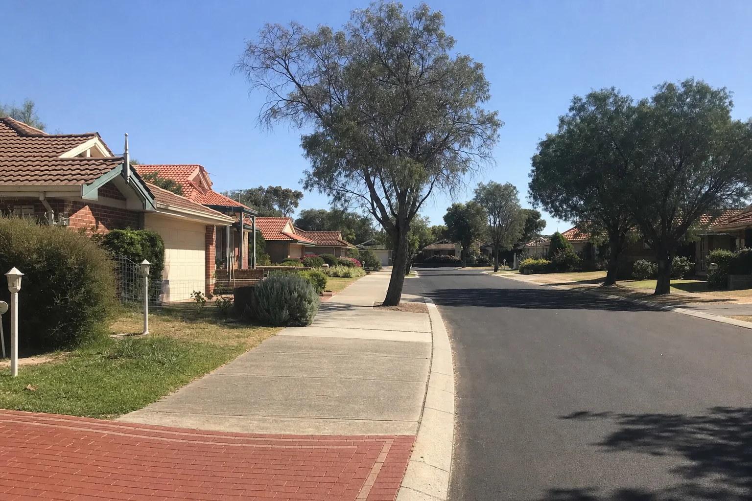 Residential street in Bertram served by Frecks Plumbing & Gas